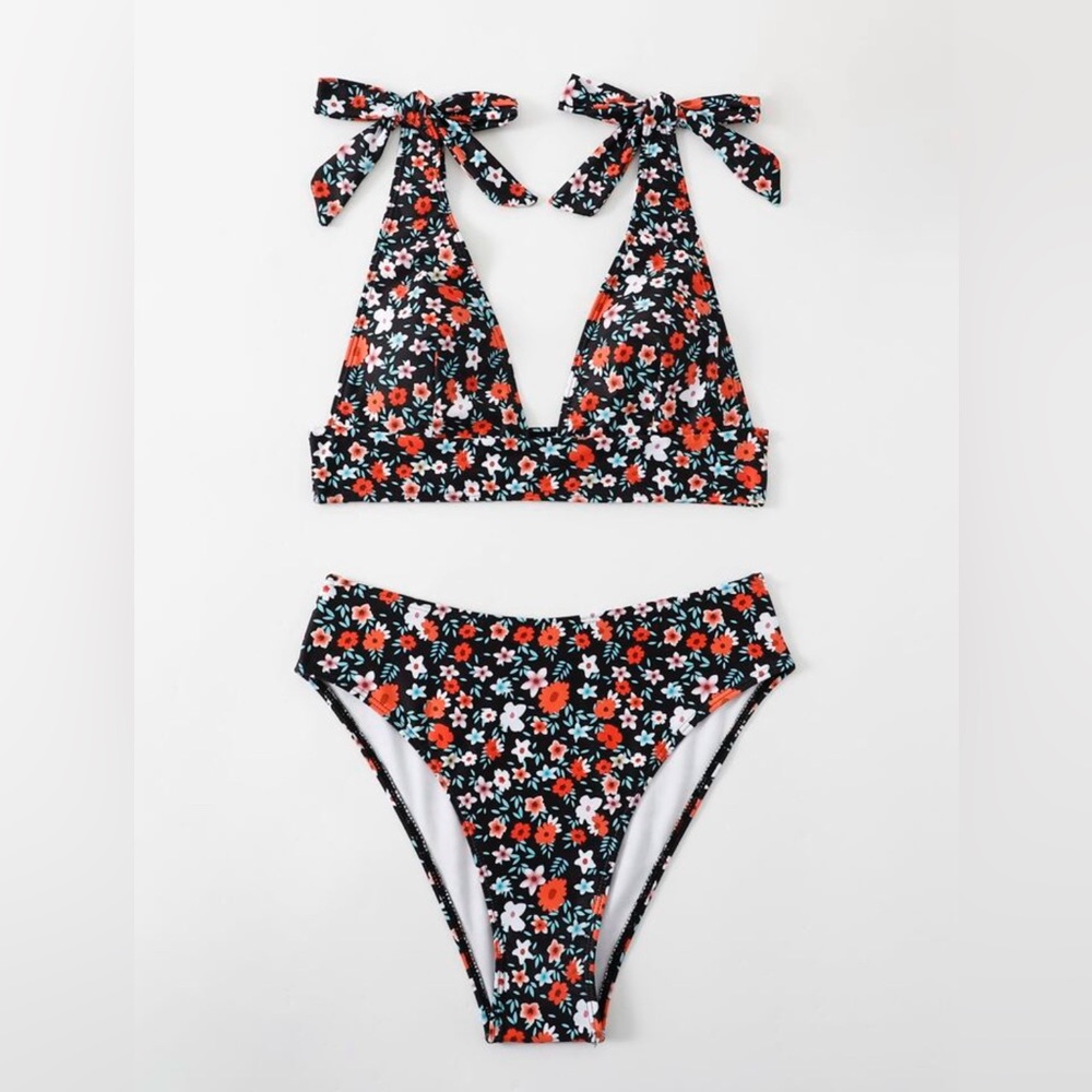 SHEIN floral bikini. NEVER WORN!